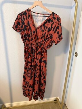 Rust Animal-Print V-Neck Midi Dress Size L
